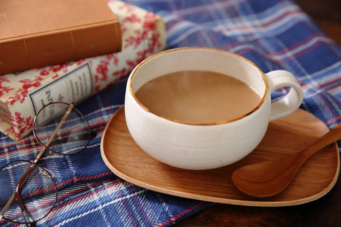 カフェオレに合うミルクの違い。アイス&ホットで楽しむ、自分好みの一杯