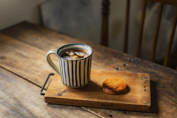 コーヒーは1日何杯まで？朝・仕事中・夜のベストな飲むタイミングとデカフェ活用術